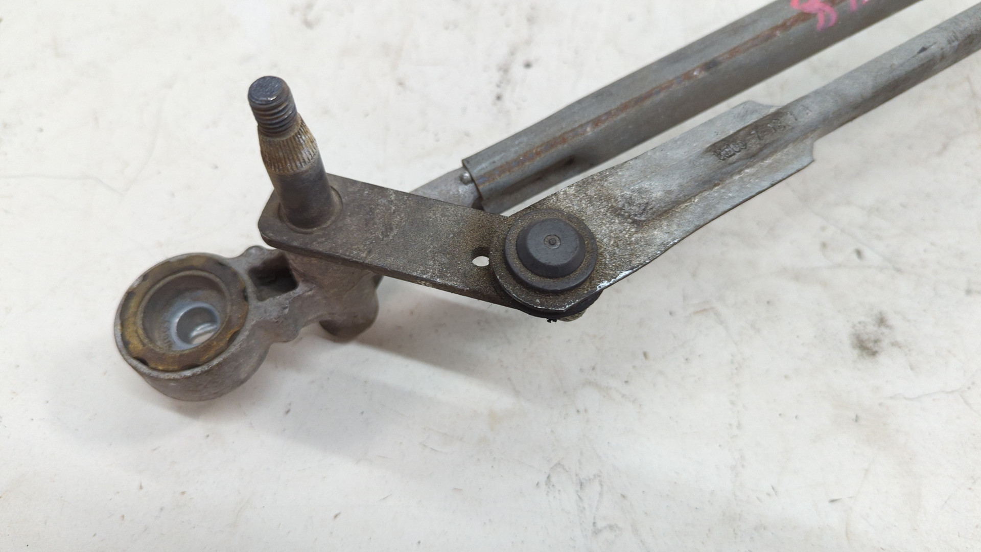 Трапеция стеклоочистителей