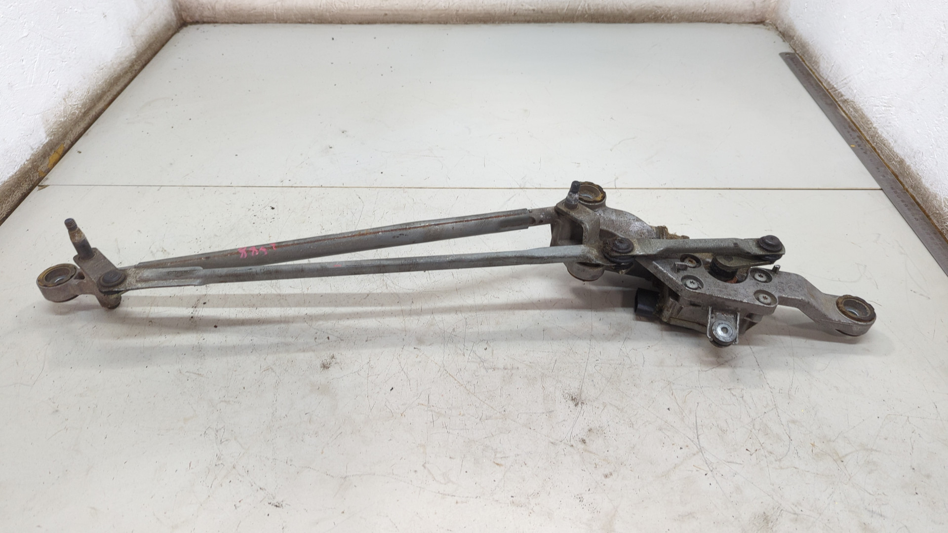 Трапеция стеклоочистителей