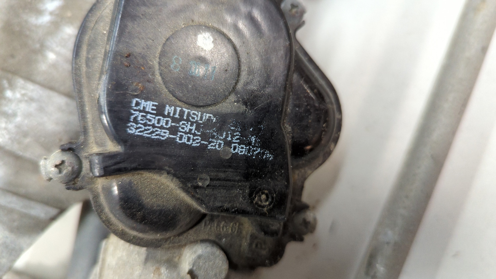 Трапеция стеклоочистителей