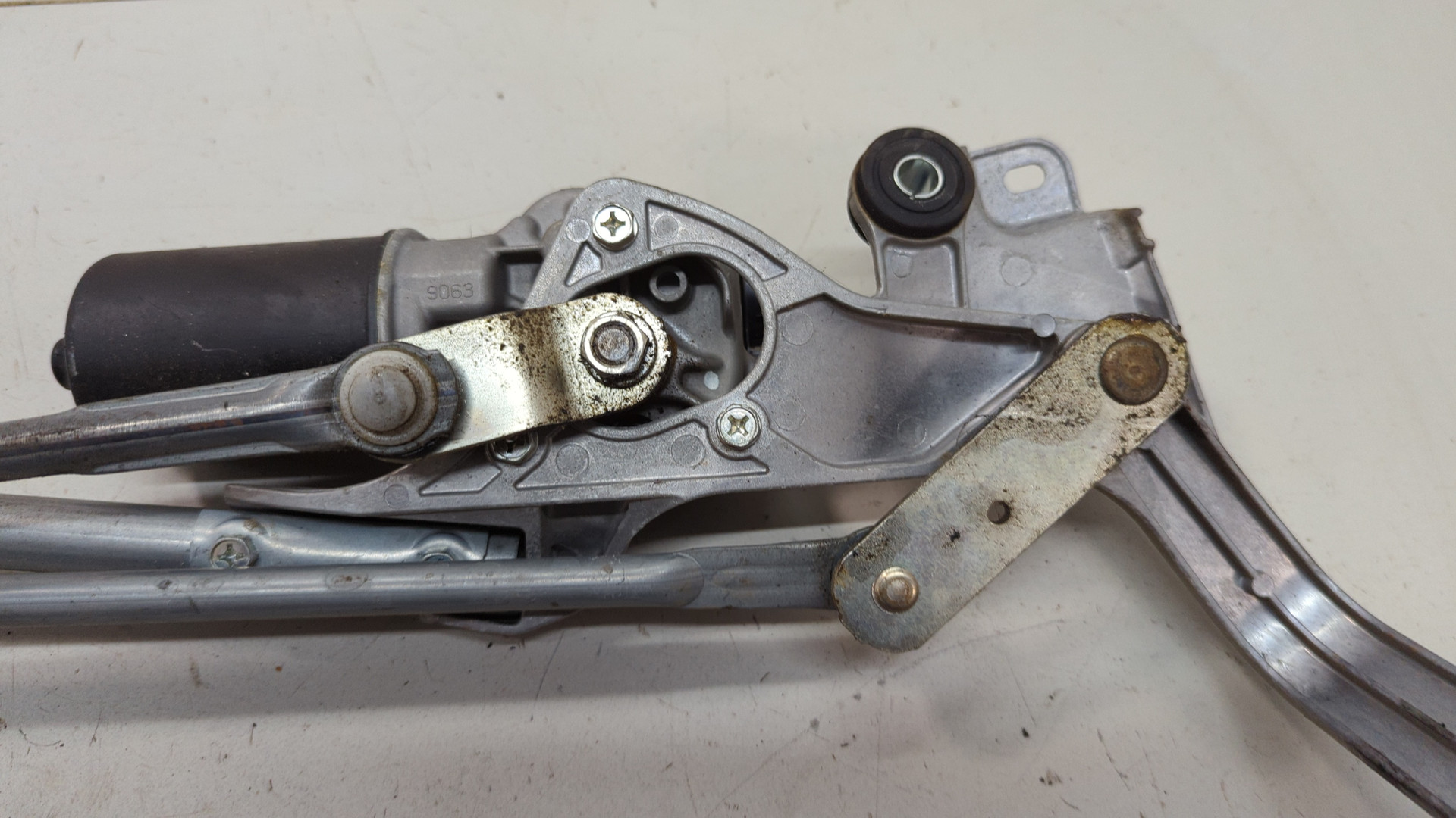 Трапеция стеклоочистителей