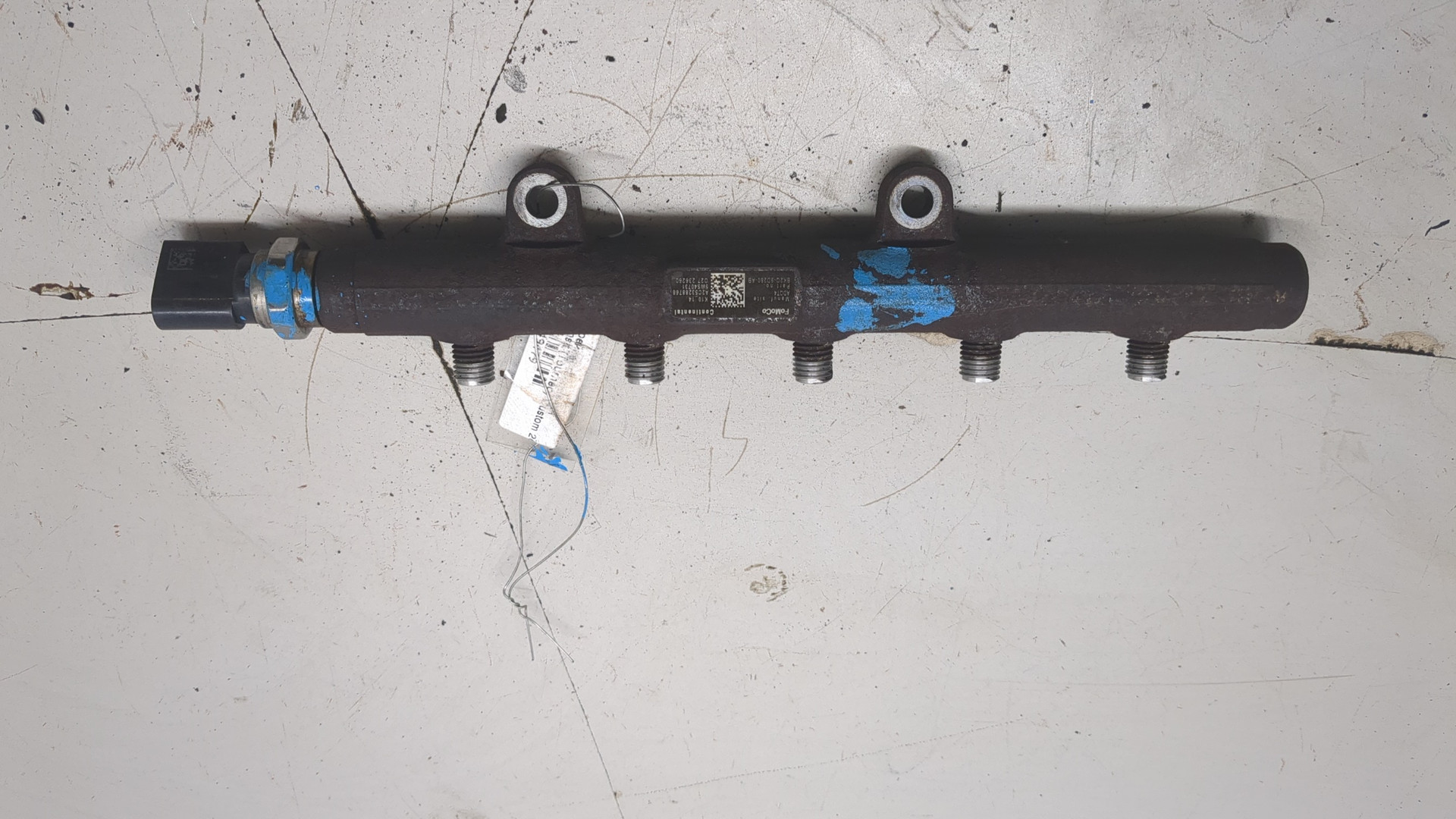 Рейка топливная (рампа)