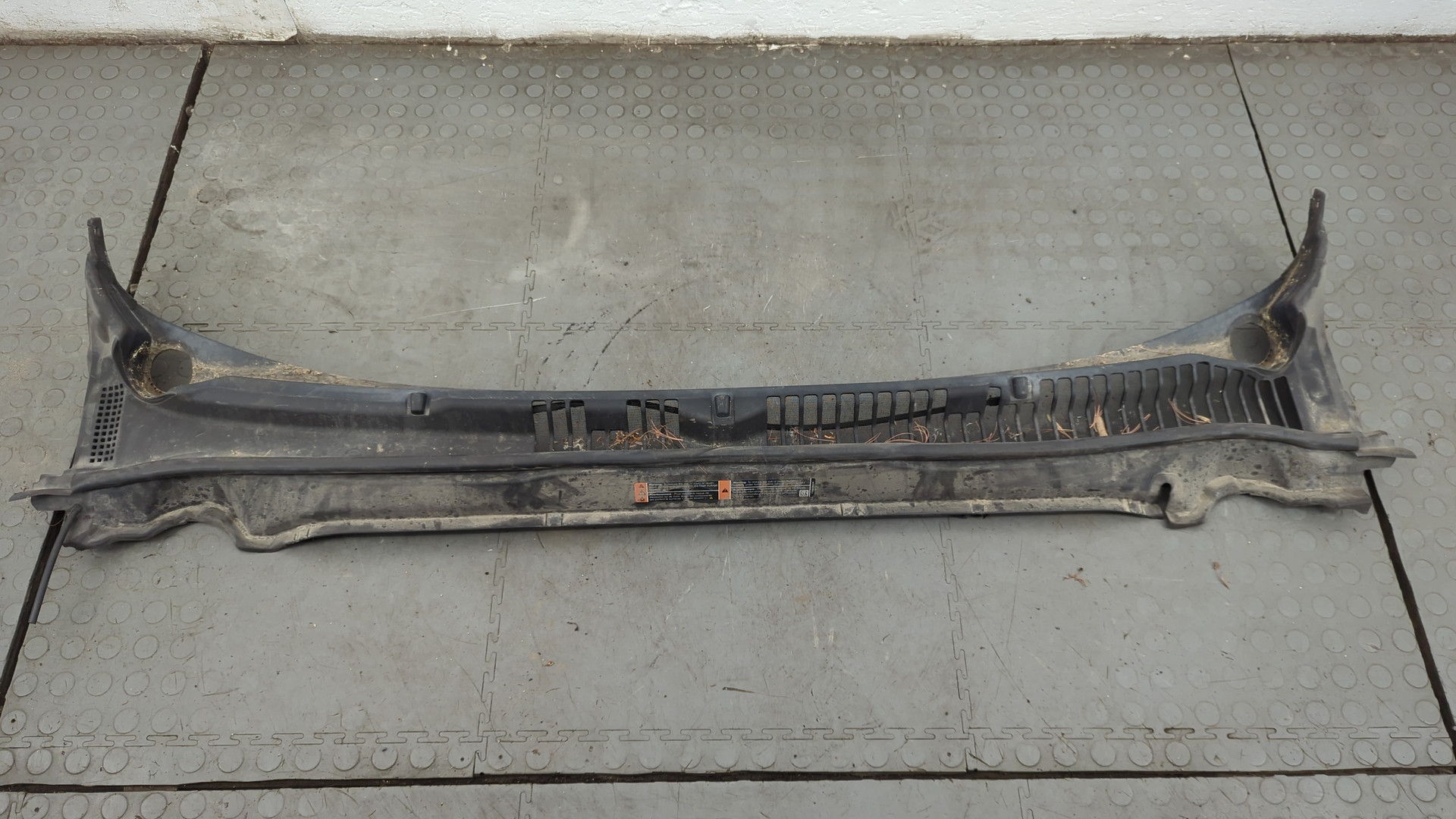 Решетка стеклоочистителей (Жабо)