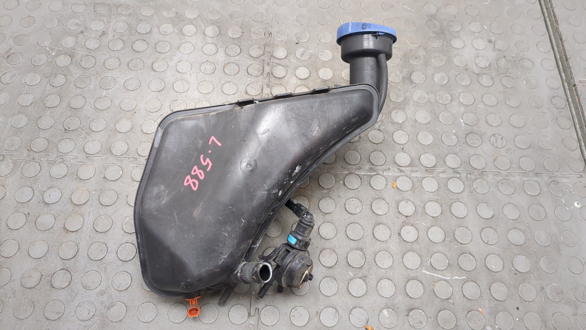 Бачок расширительный