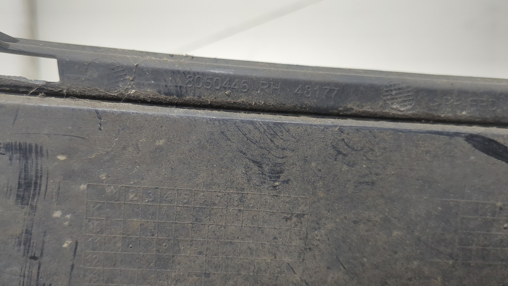 Решетка в бампер правая