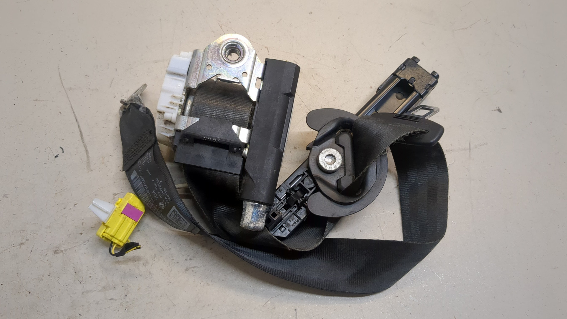 Ремень безопасности