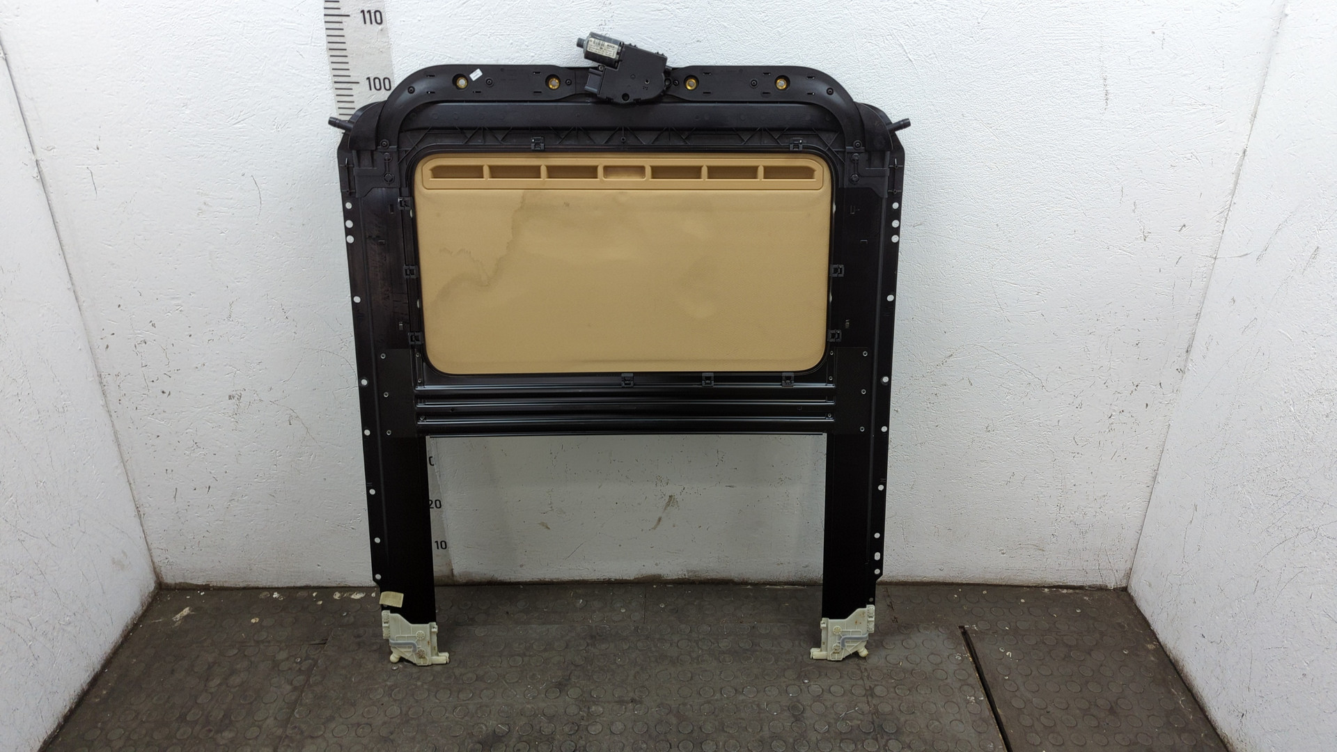 Люк в сборе электрический