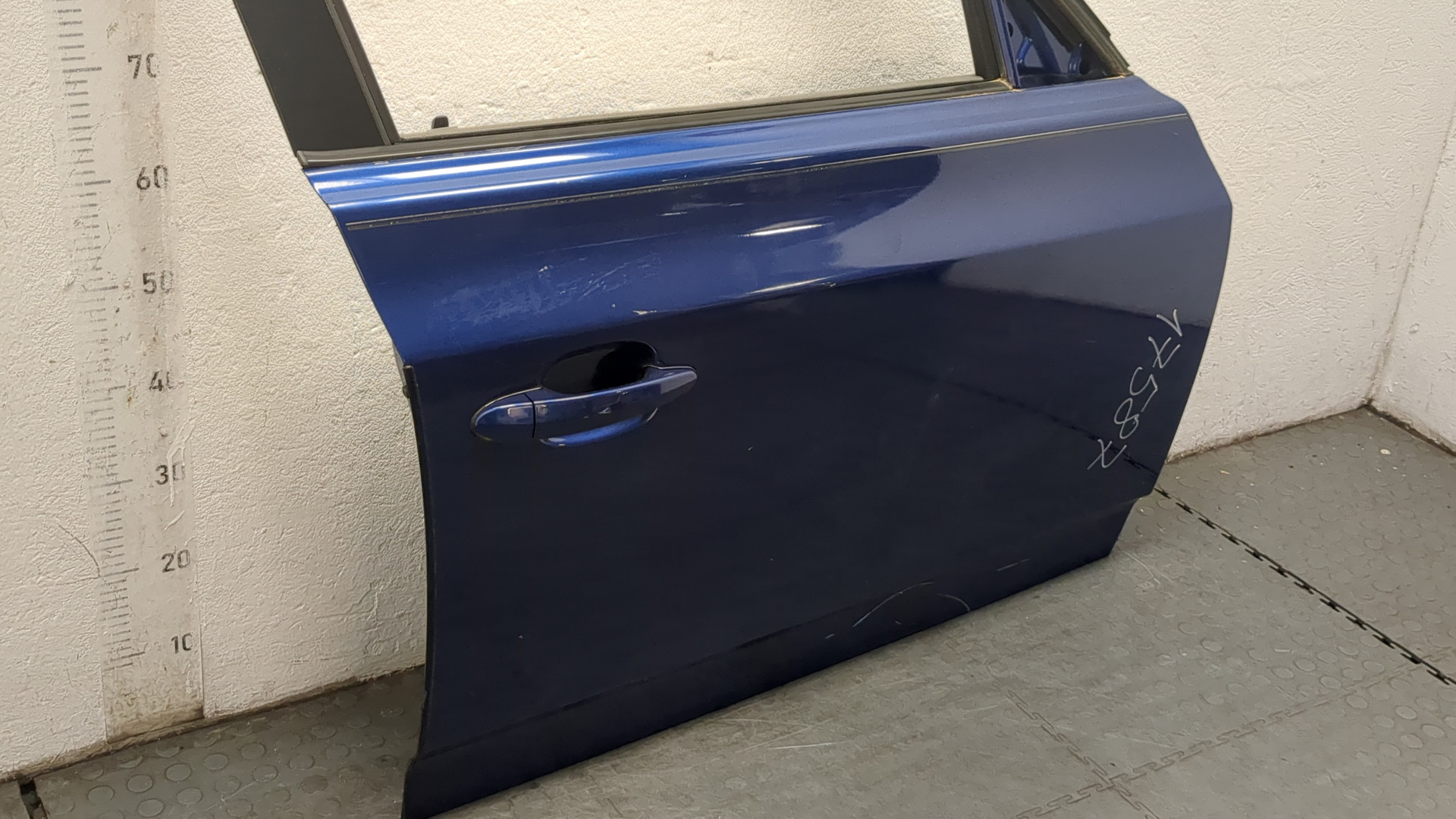 Дверь передняя правая