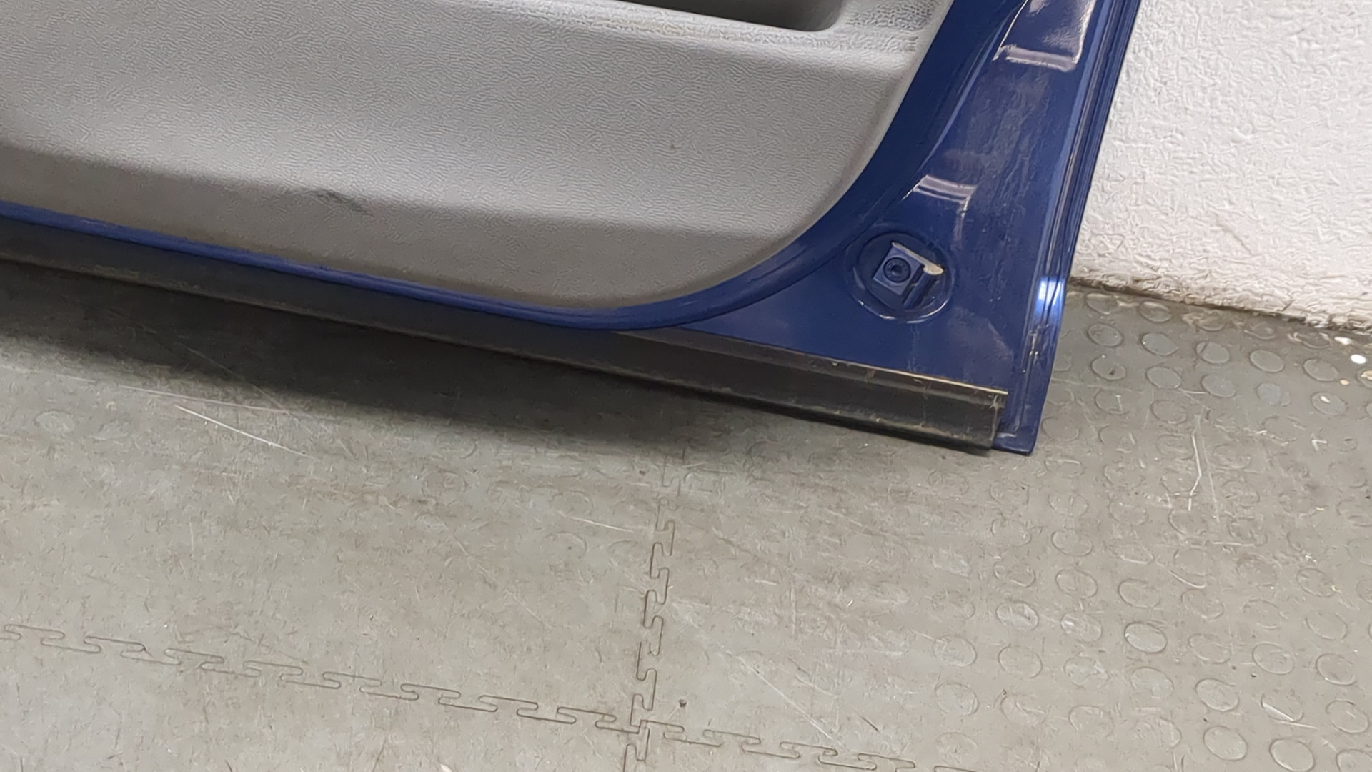 Дверь передняя правая