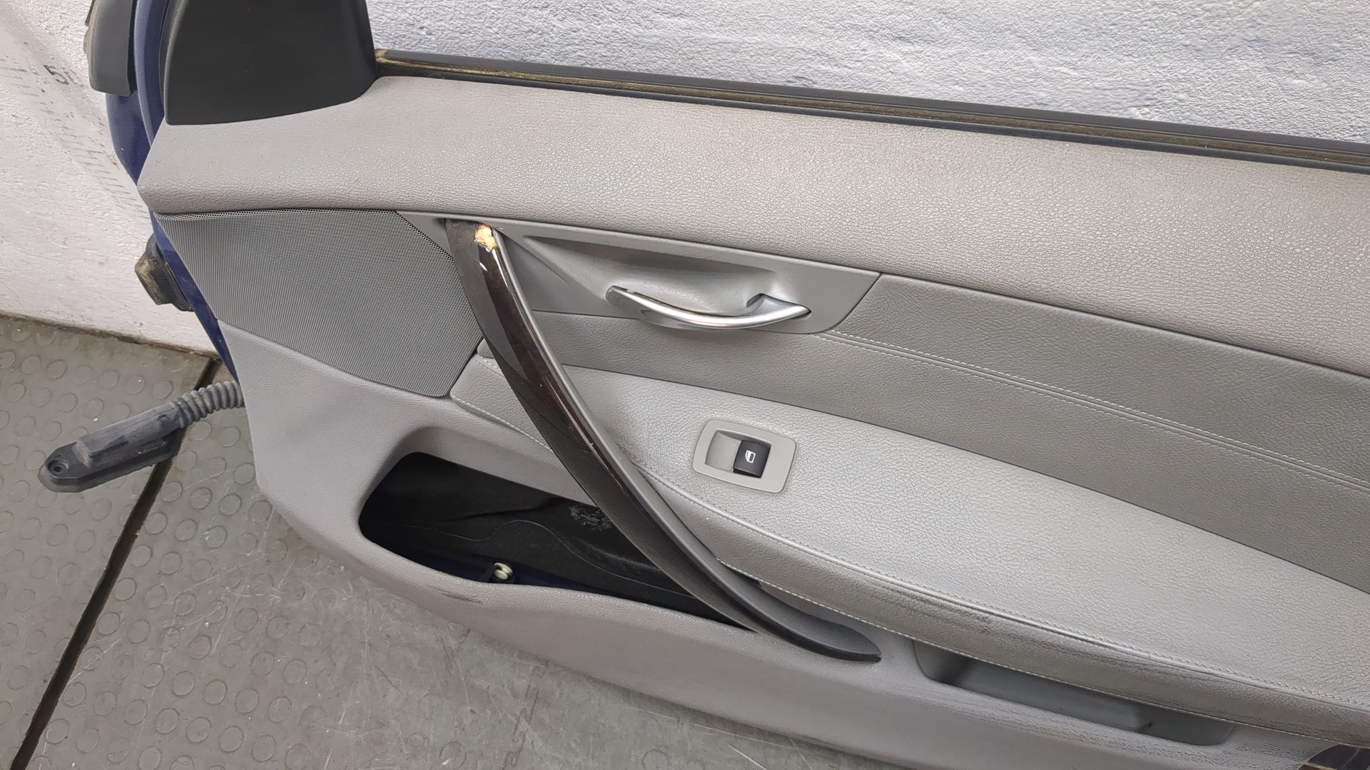 Дверь передняя правая