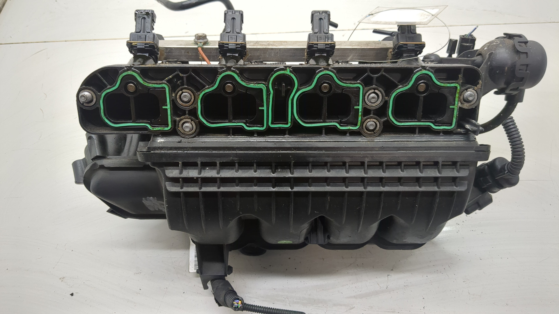 Коллектор впускной