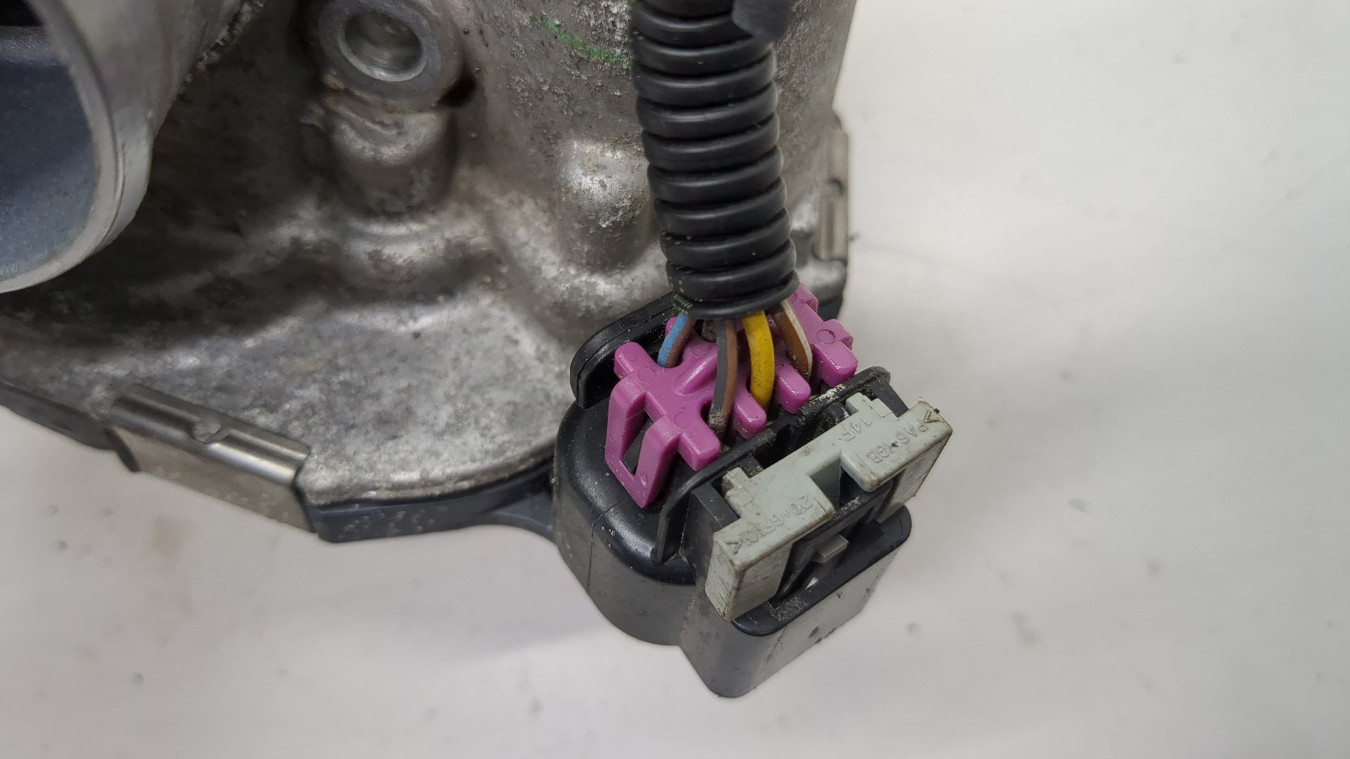 Заслонка дроссельная электрическая