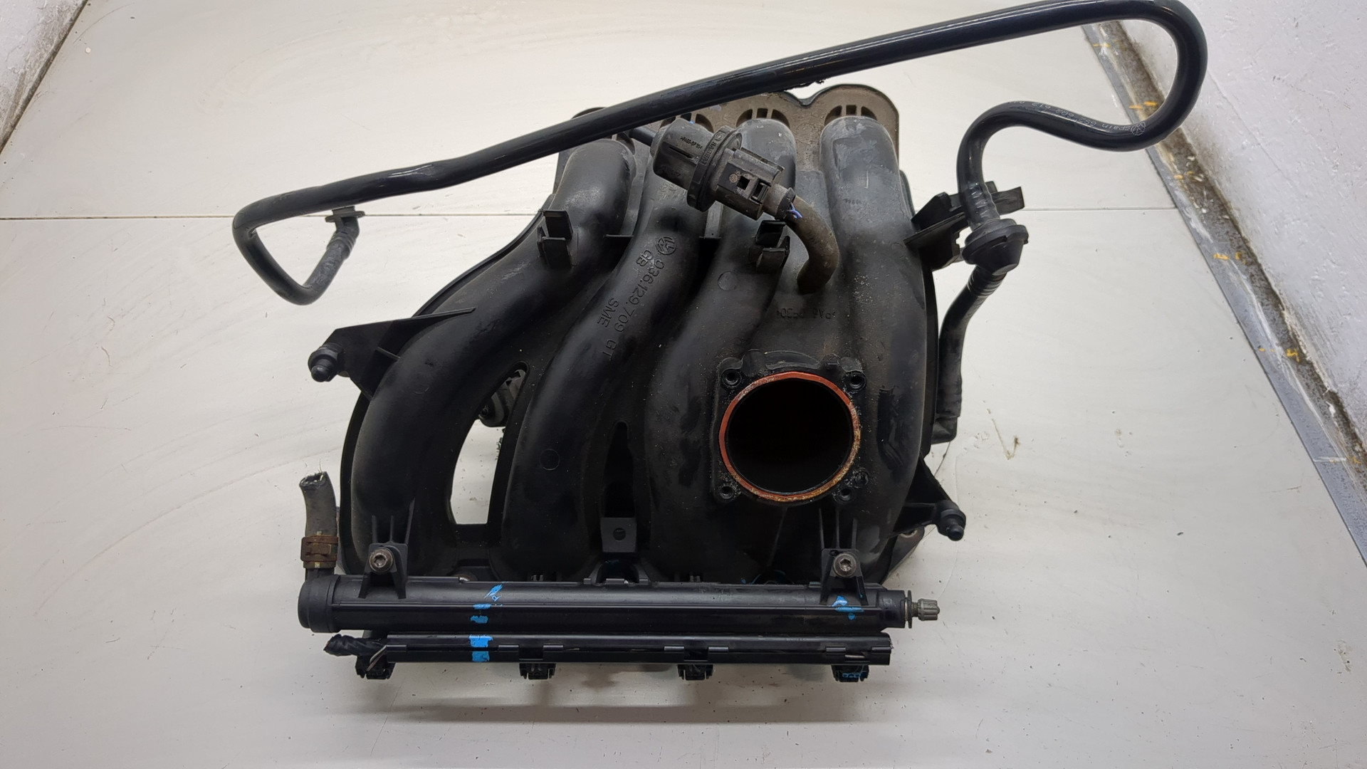 Коллектор впускной