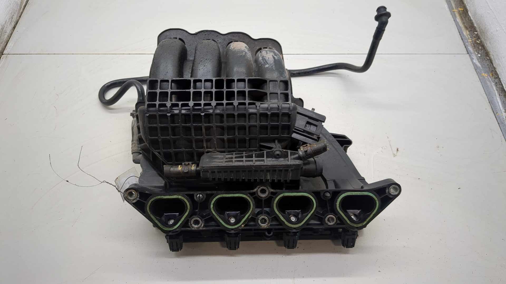 Коллектор впускной