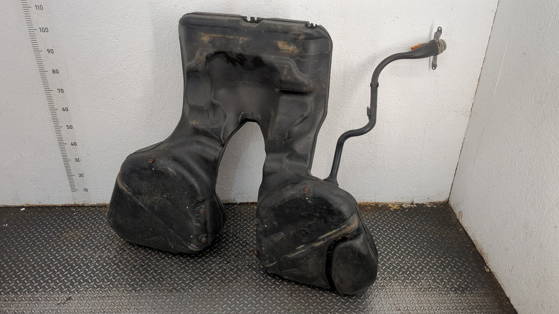 Бак топливный