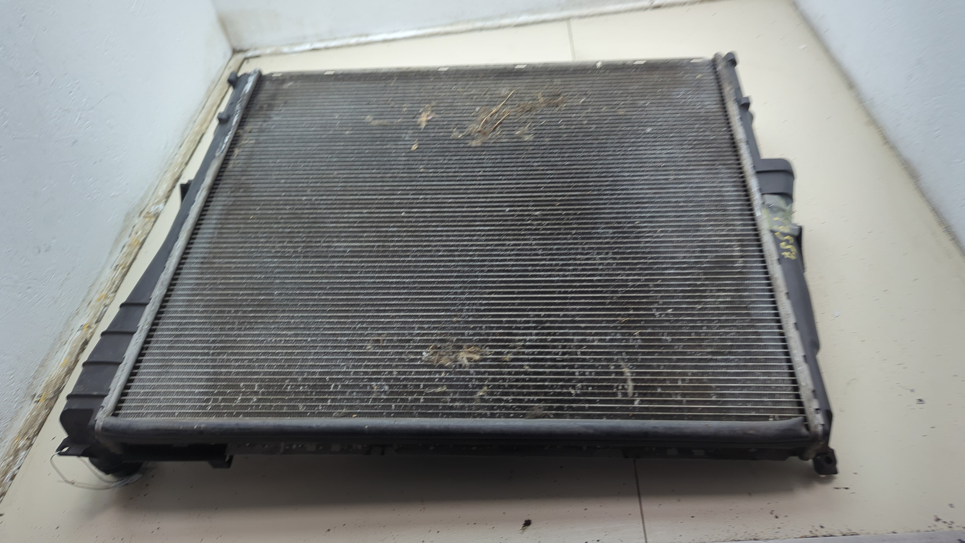 Радиатор охлаждения двигателя основной