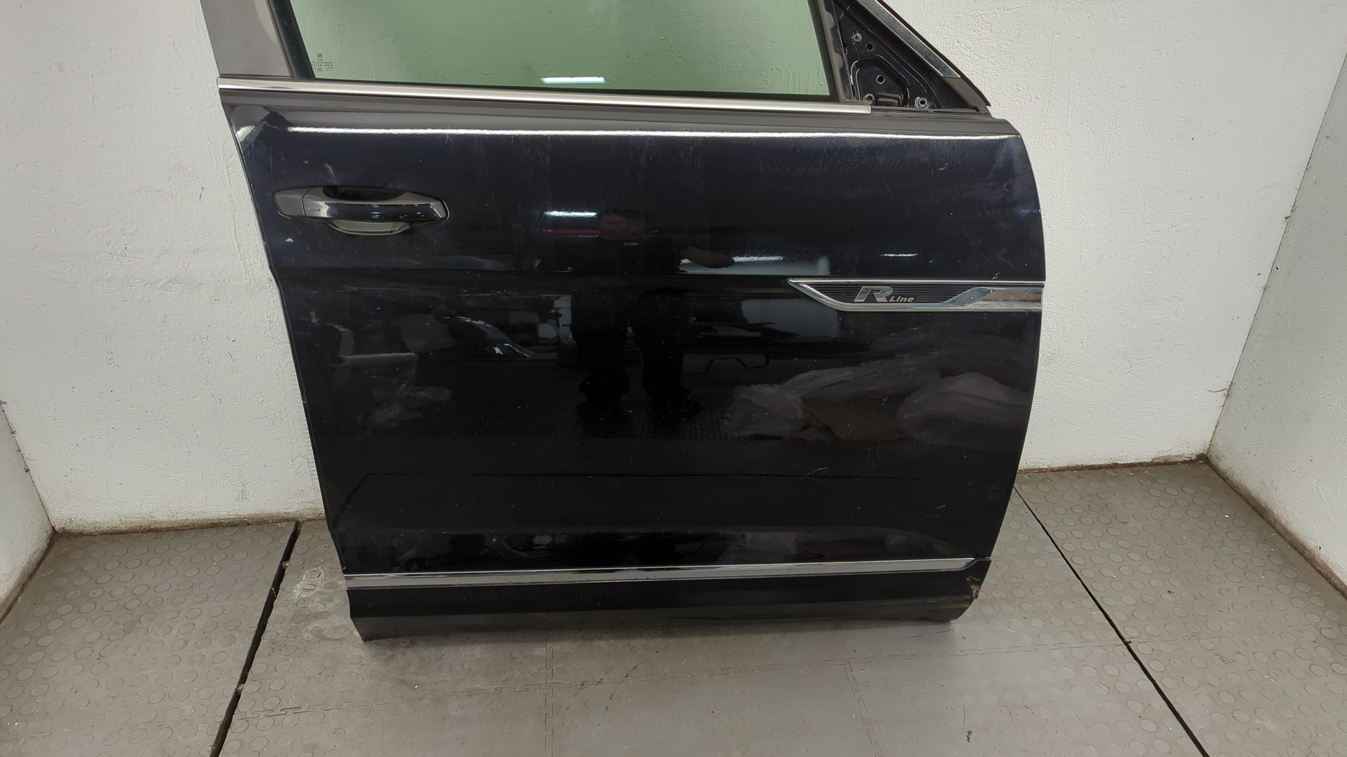 Дверь передняя правая