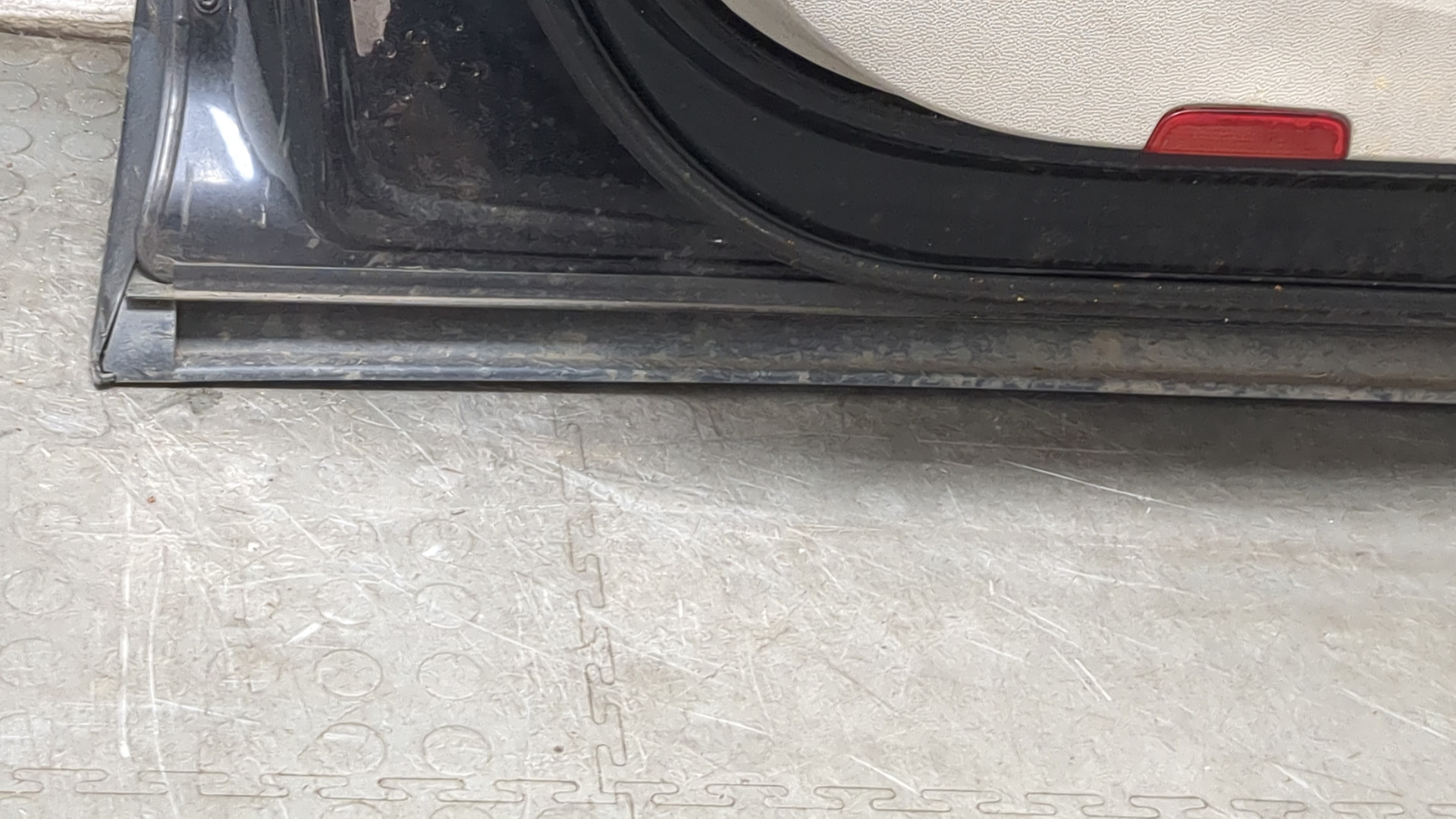 Дверь передняя левая