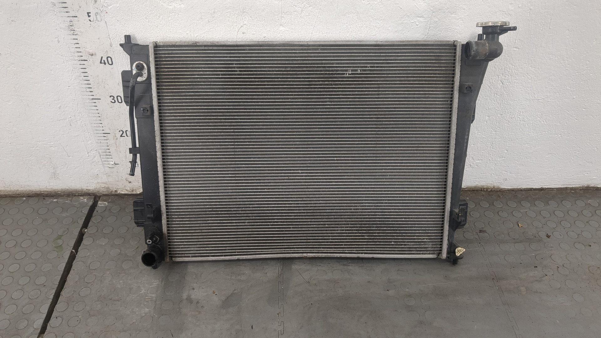 Радиатор охлаждения двигателя основной