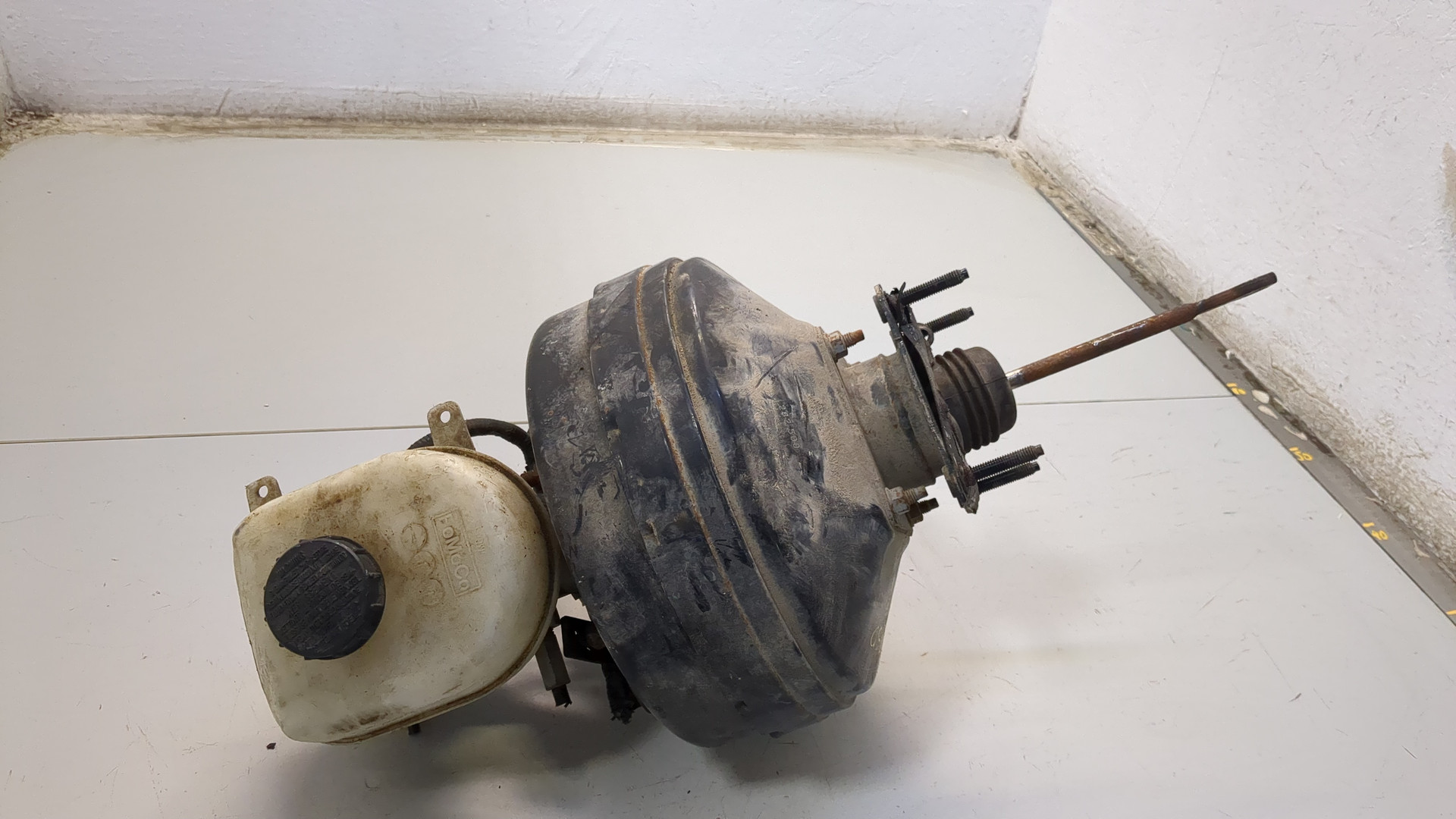 Цилиндр тормозной главный