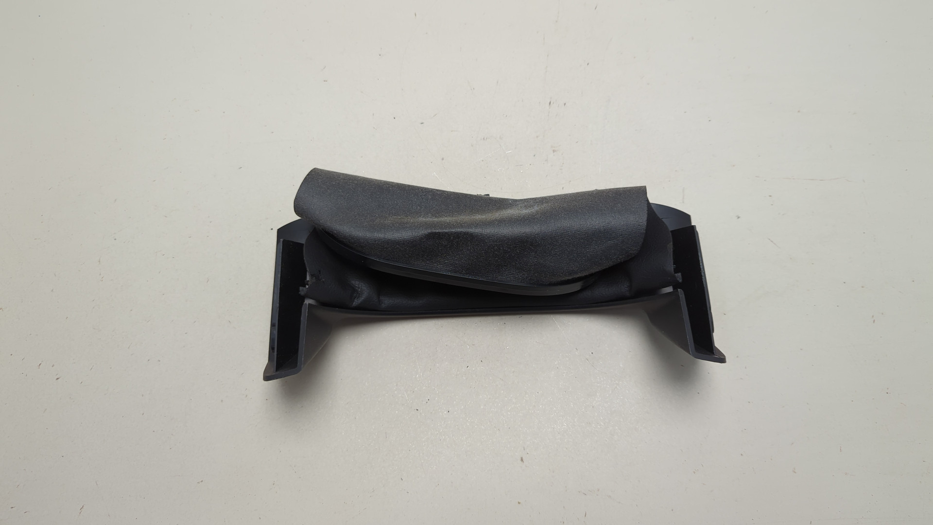 Кожух рулевой колонки