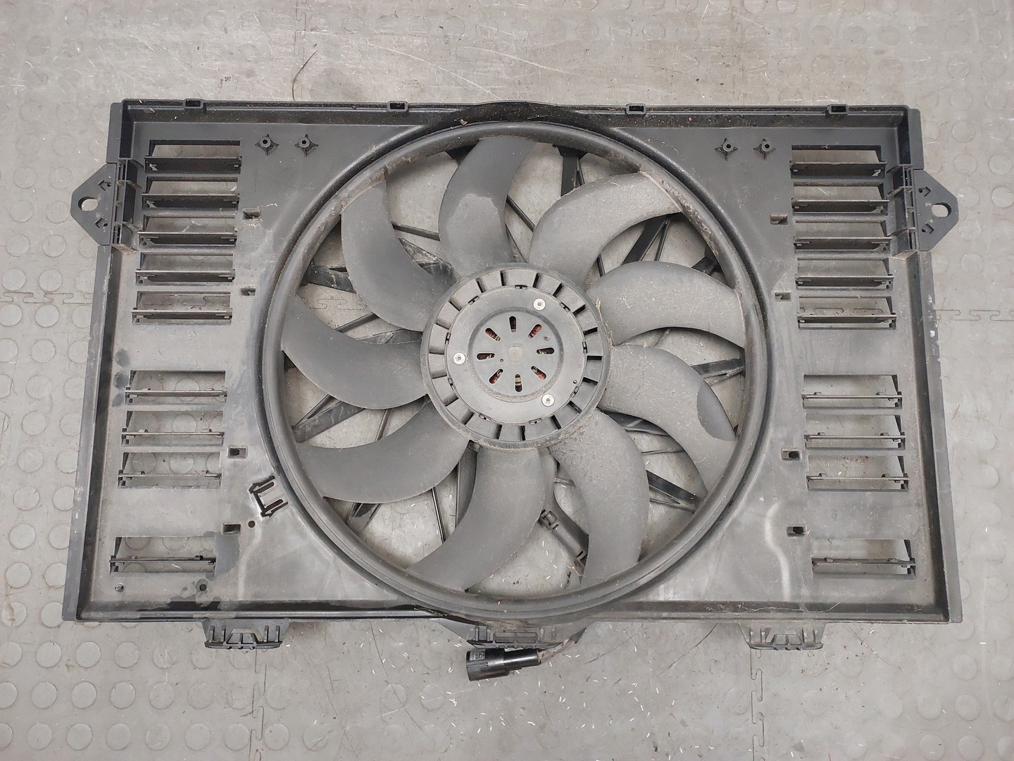 Вентилятор радиатора