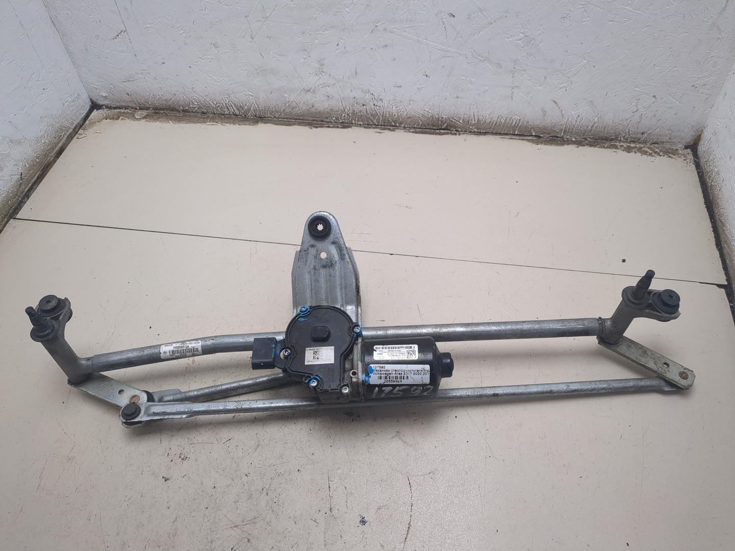 Трапеция стеклоочистителей