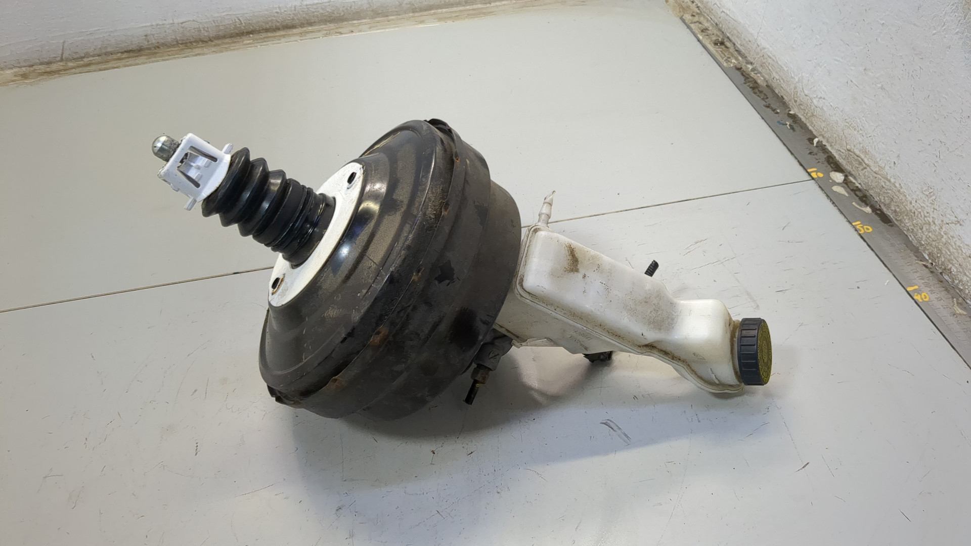 Цилиндр тормозной главный