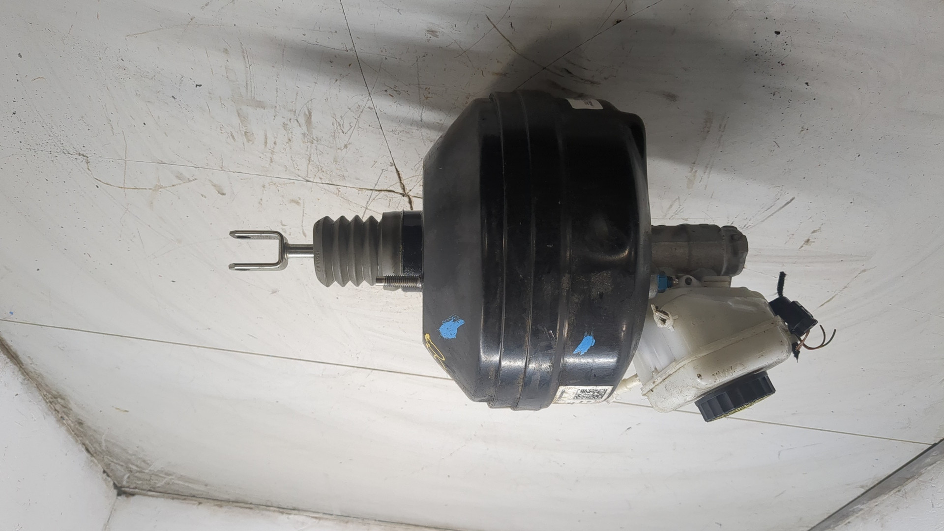 Цилиндр тормозной главный