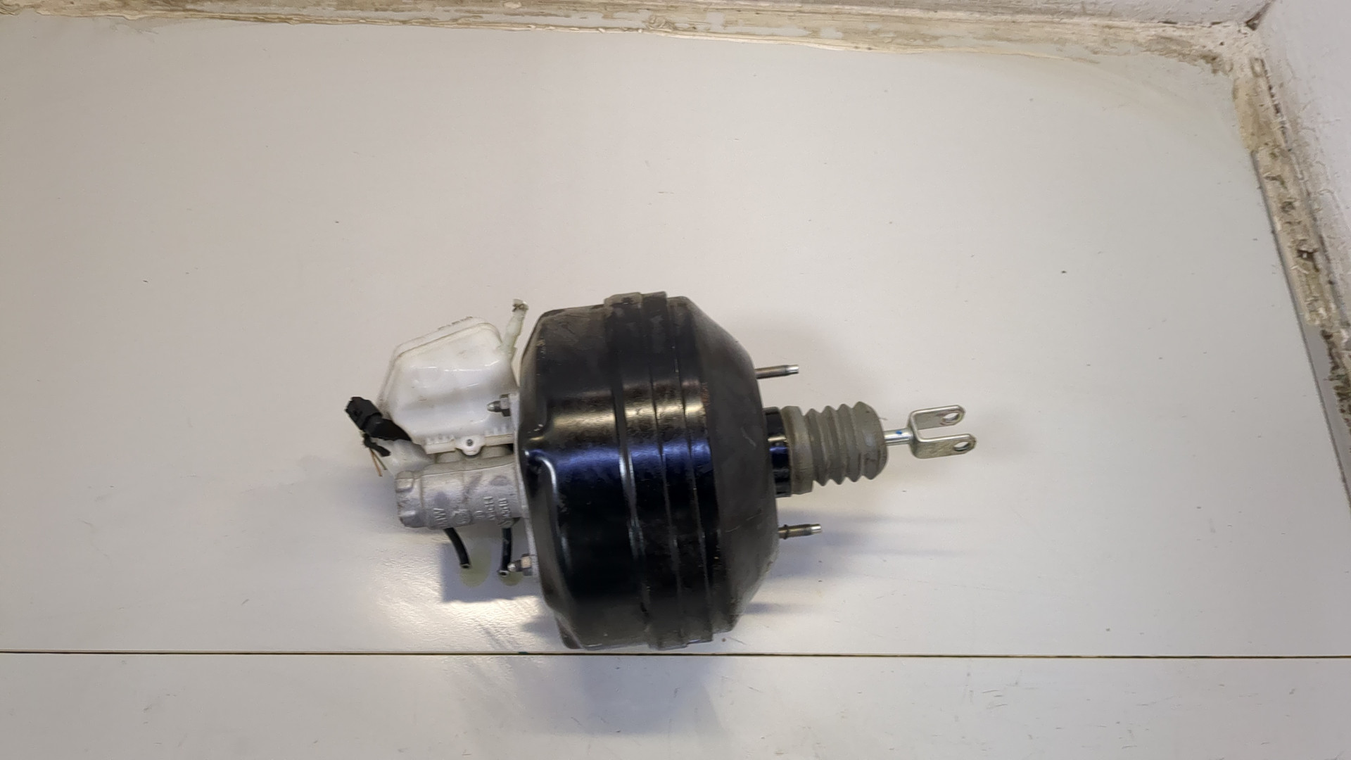 Цилиндр тормозной главный