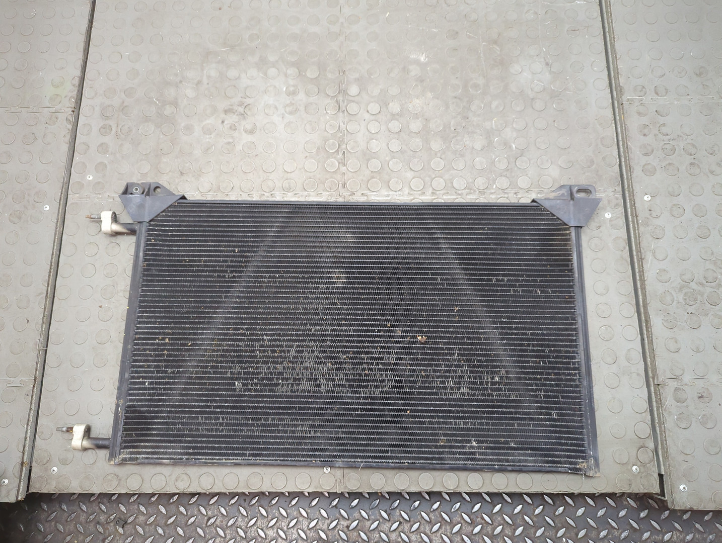 Радиатор кондиционера / конденсер