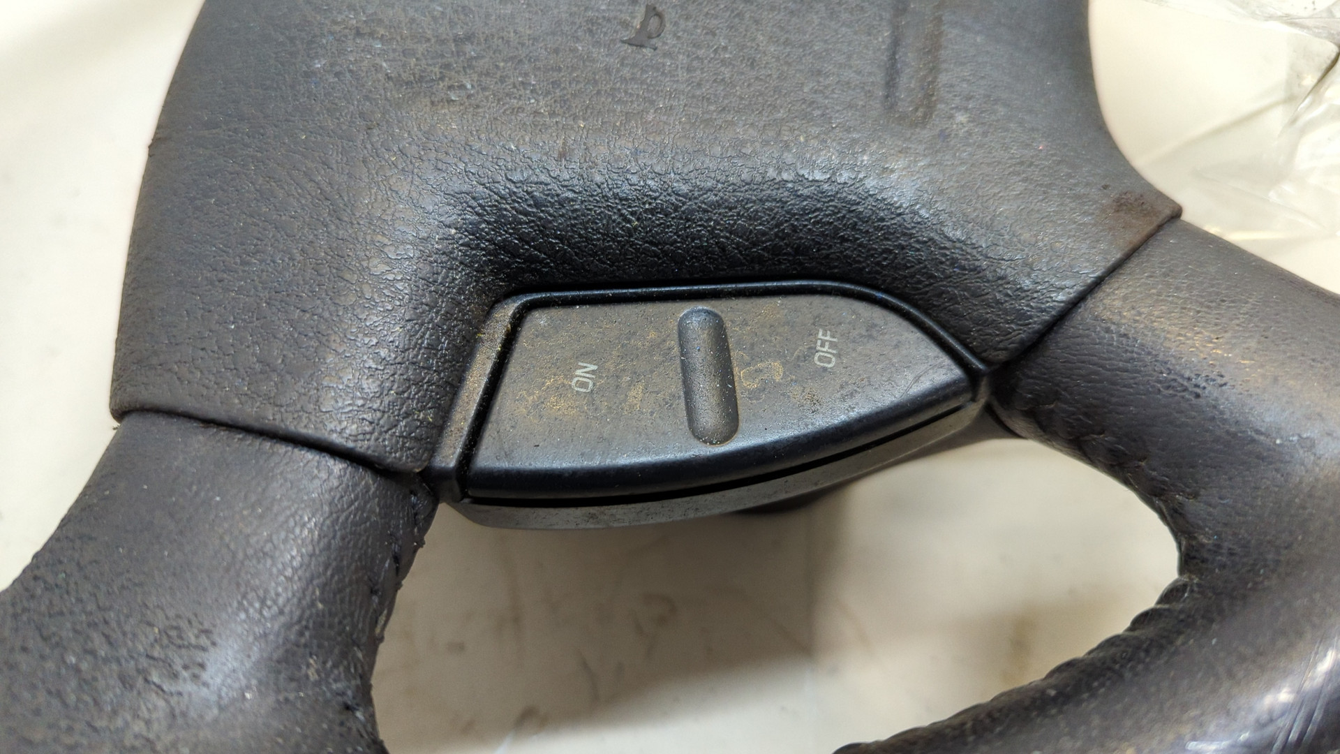 Рулевое колесо (руль)