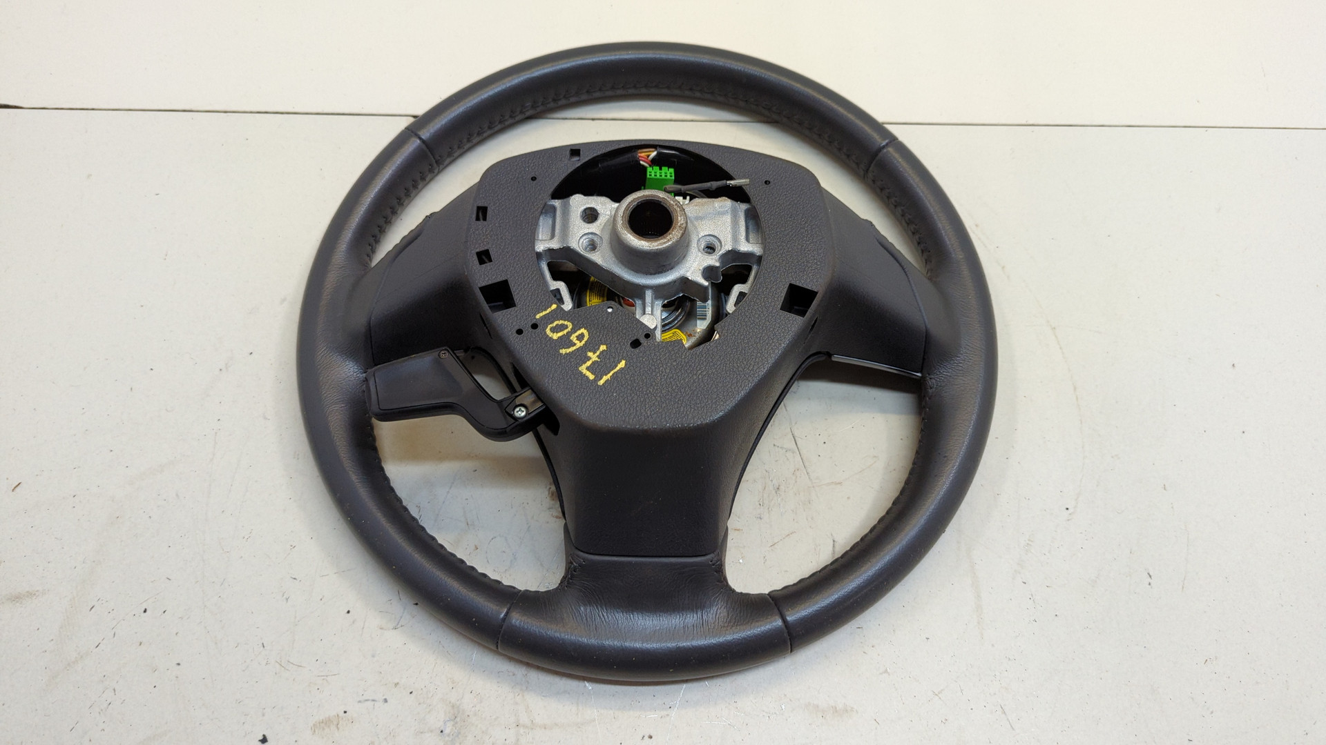 Рулевое колесо (руль)