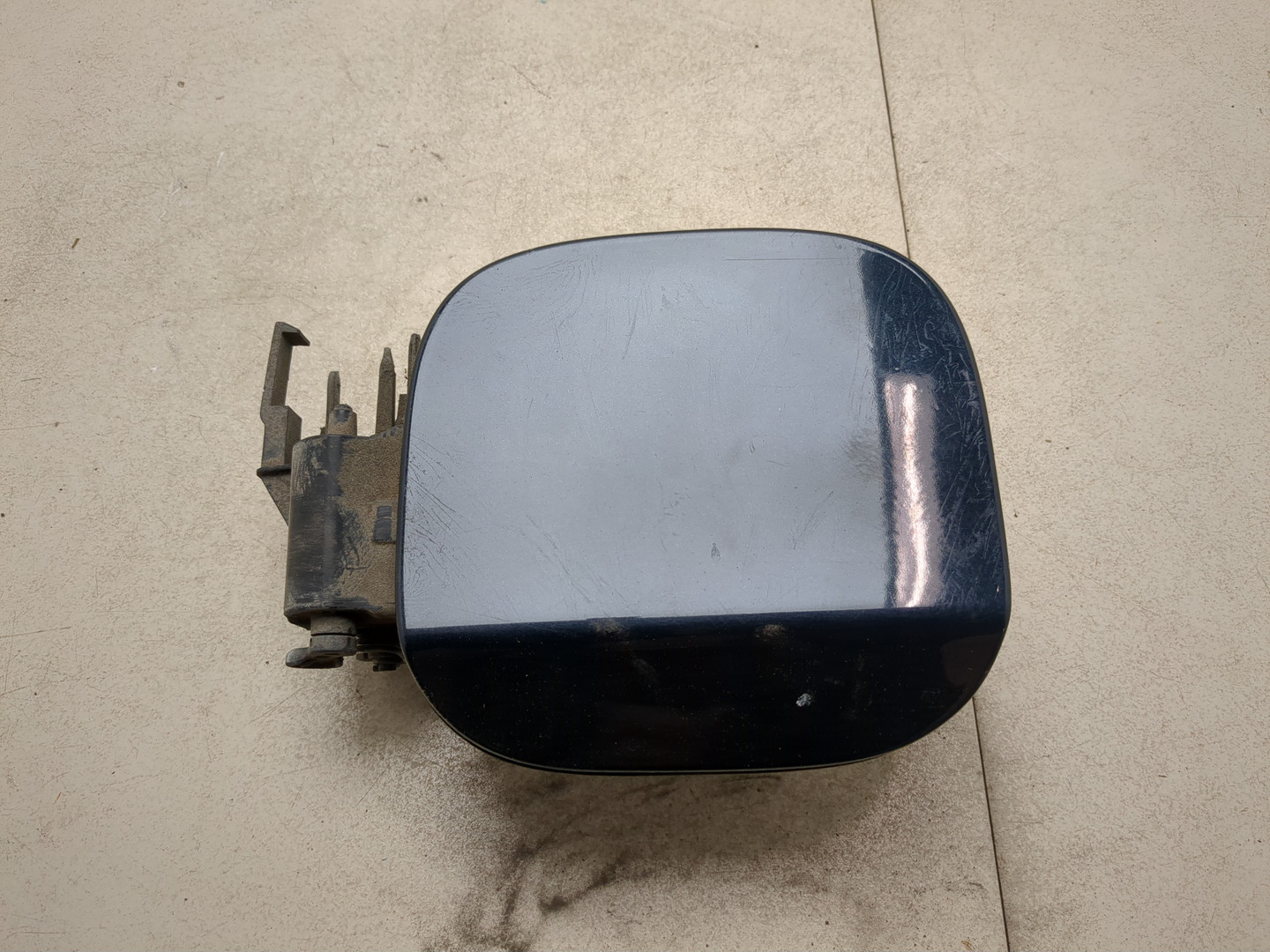 Лючок бензобака