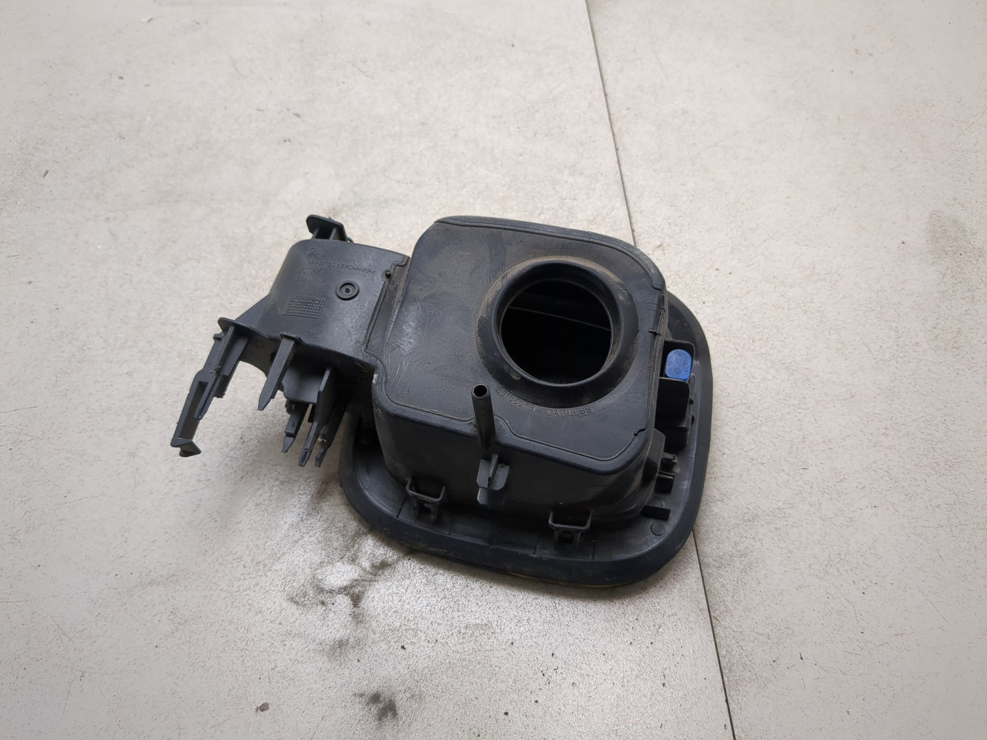 Лючок бензобака