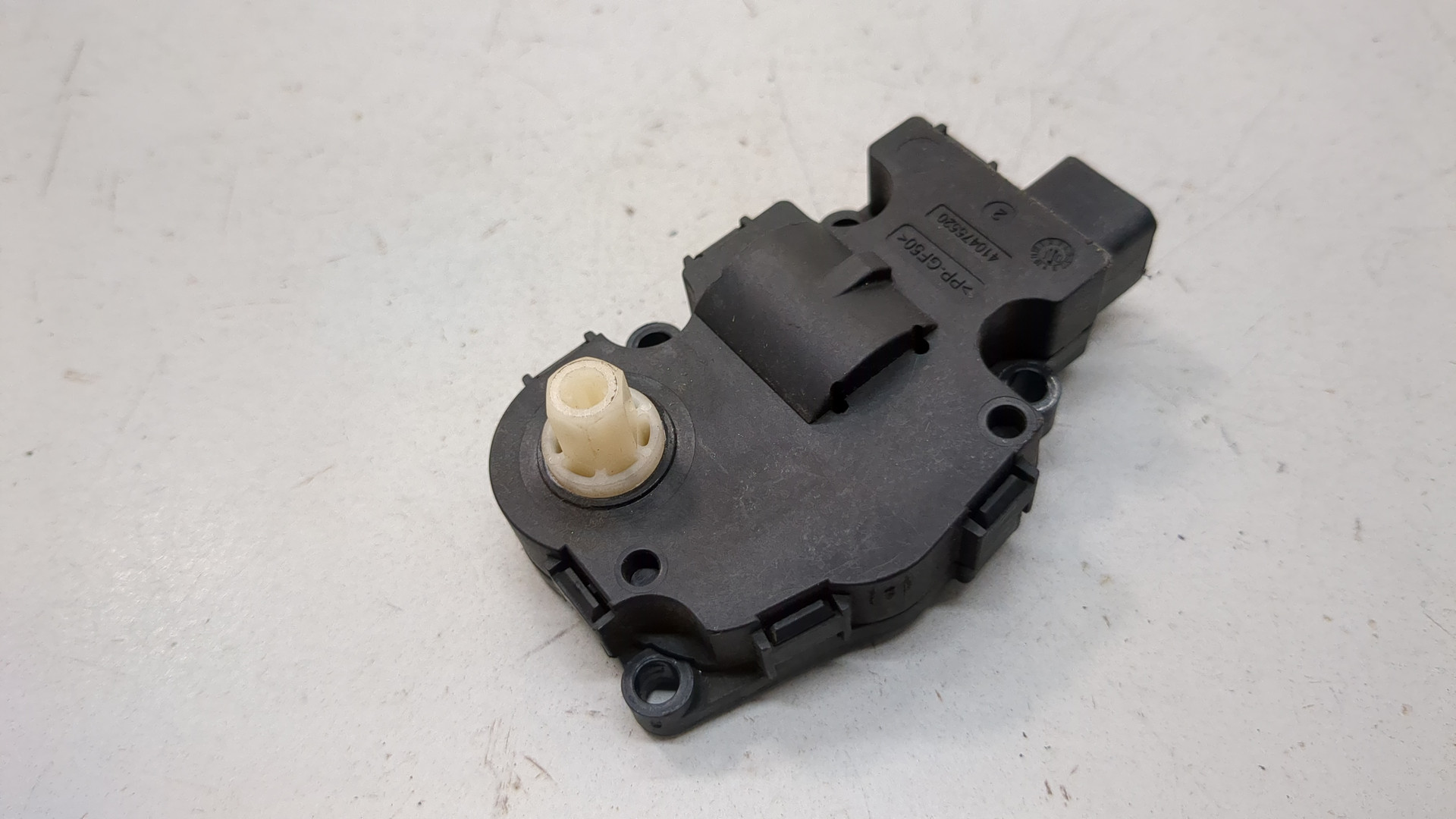 Моторчик заслонки печки