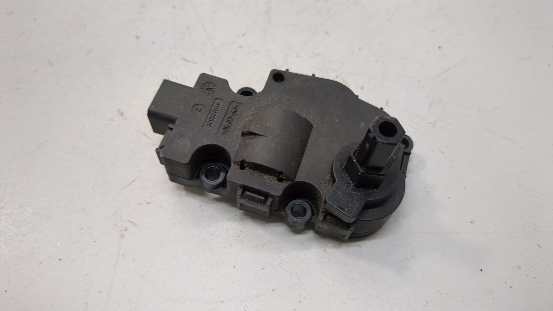 Моторчик заслонки печки