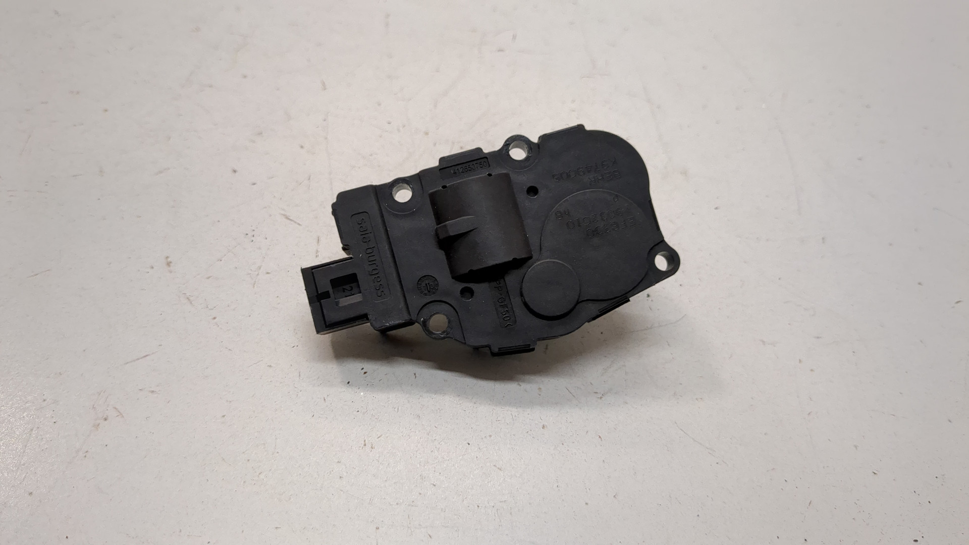 Моторчик заслонки печки