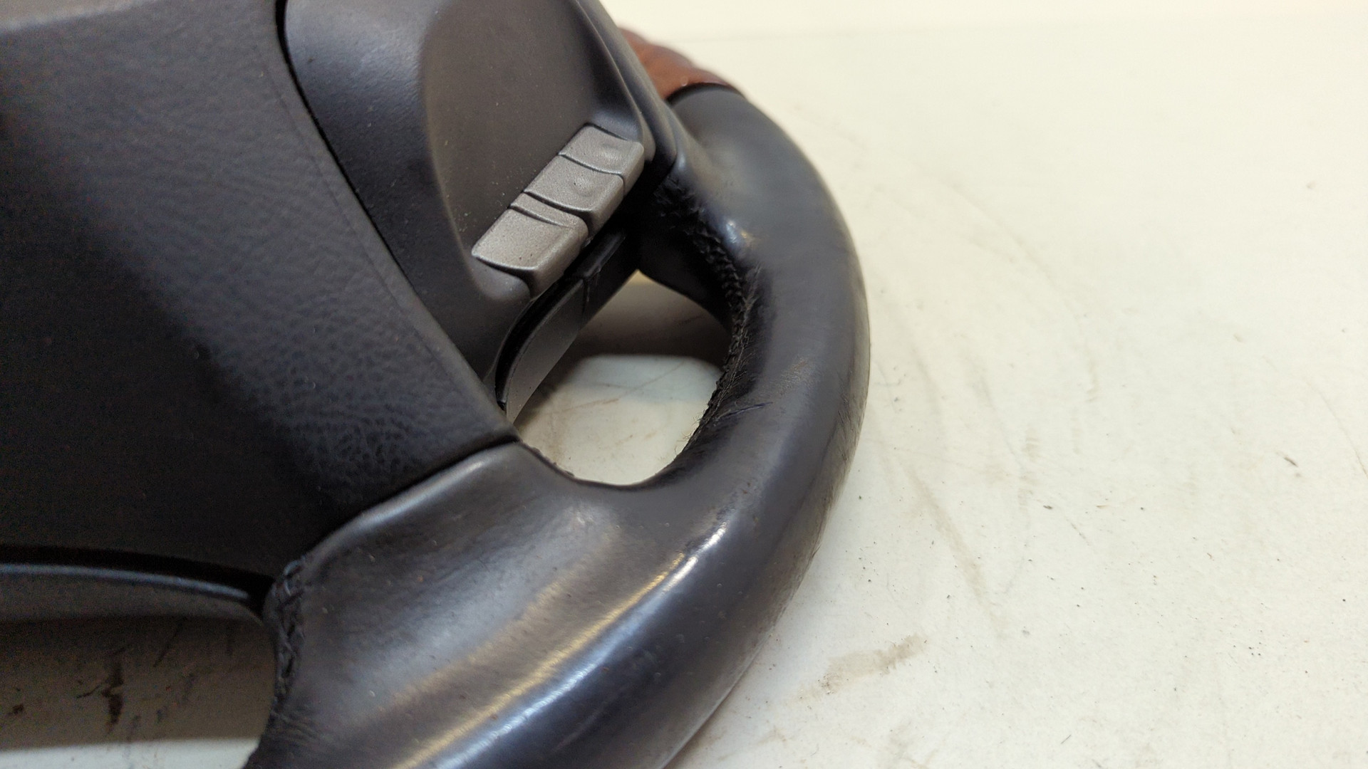 Рулевое колесо (руль)