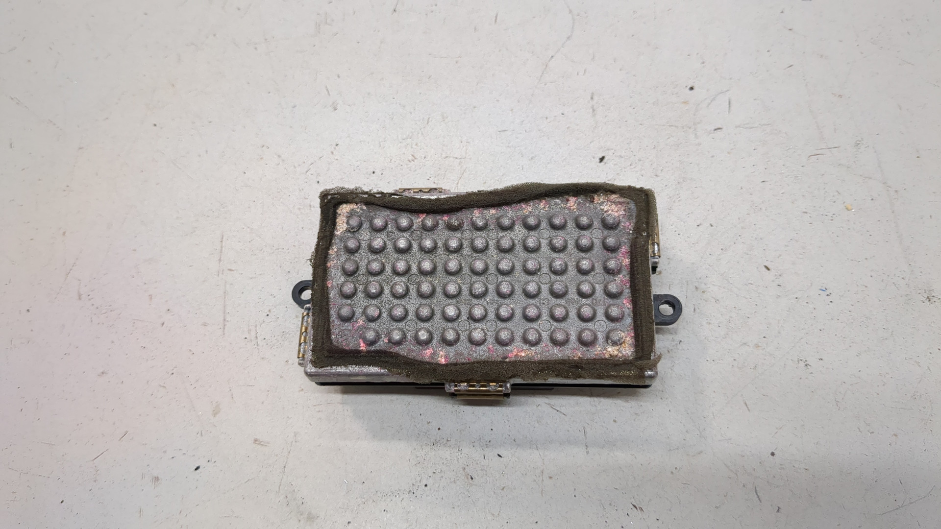 Резистор отопителя