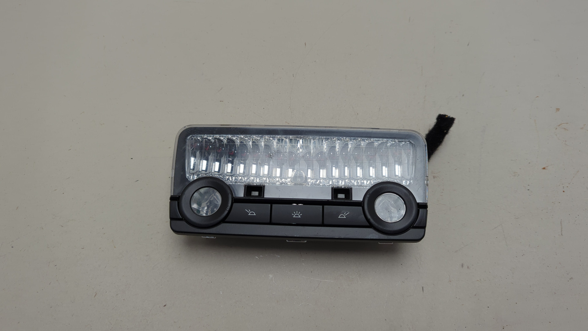 Плафон салонный