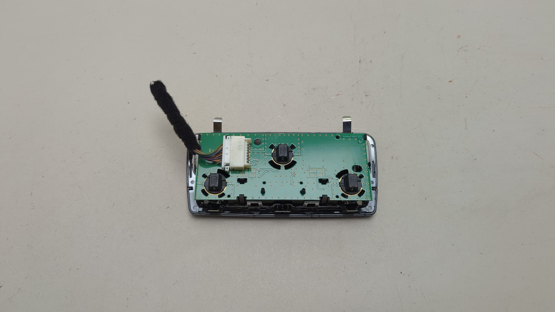 Плафон салонный