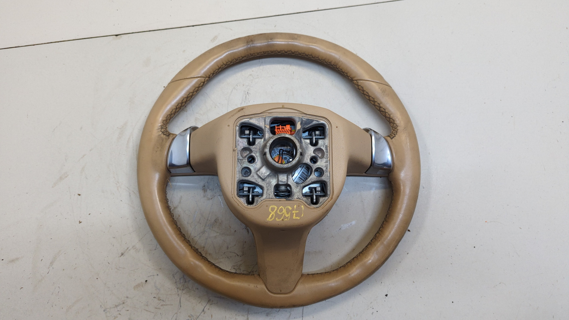 Рулевое колесо (руль)