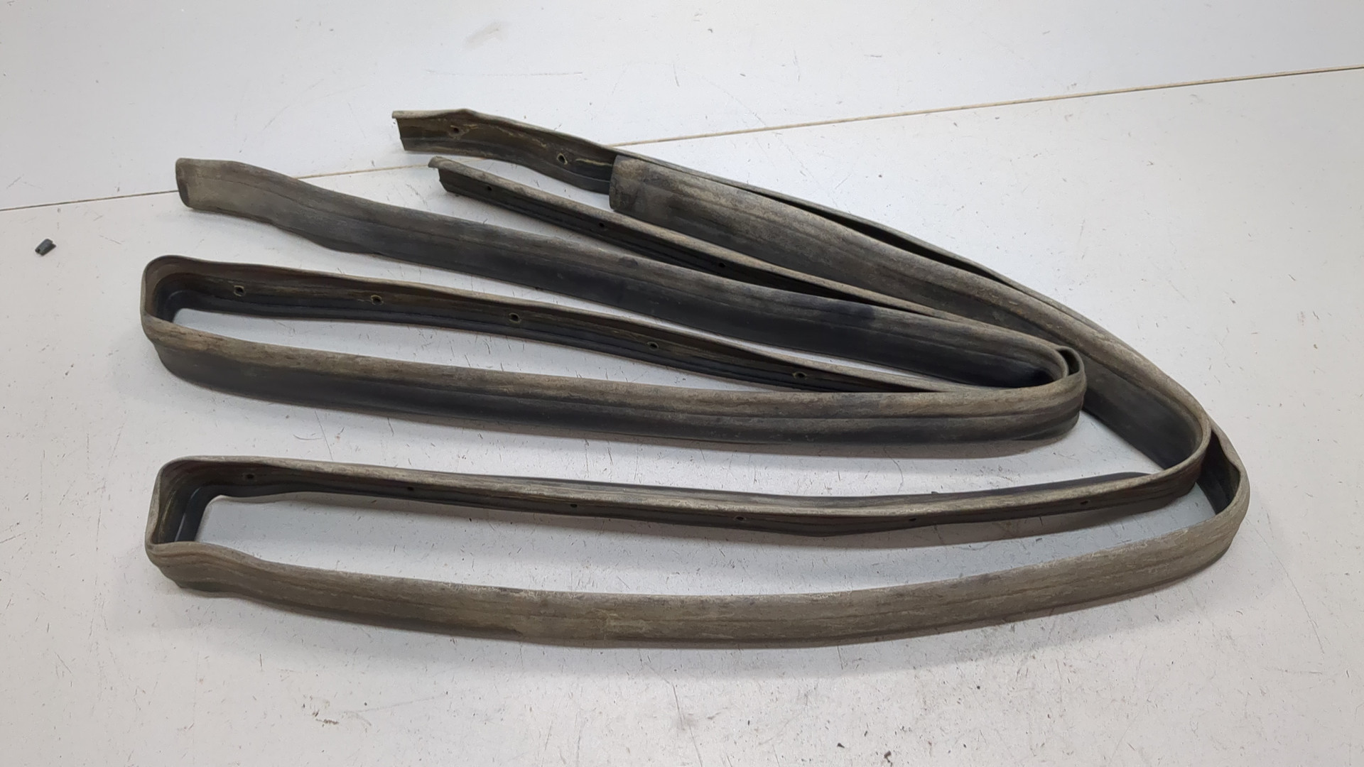 Уплотнитель (наружный)