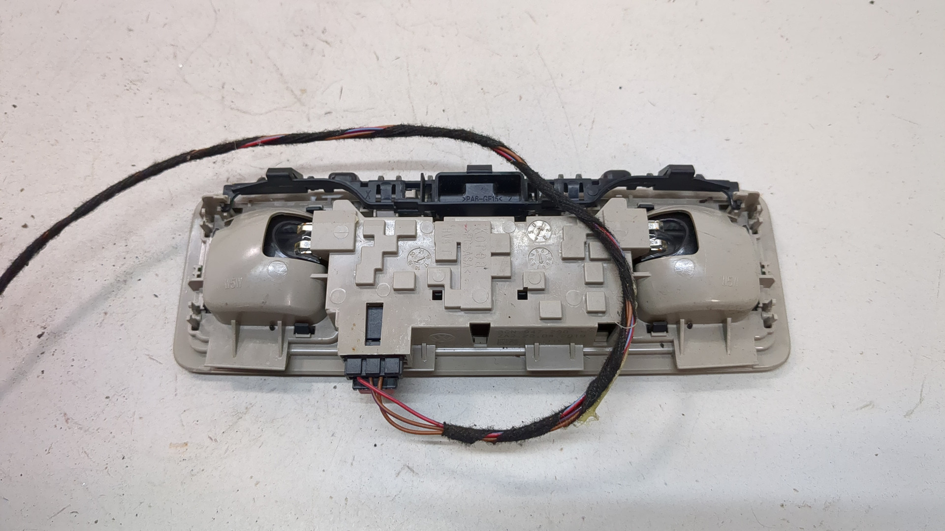 Плафон салонный