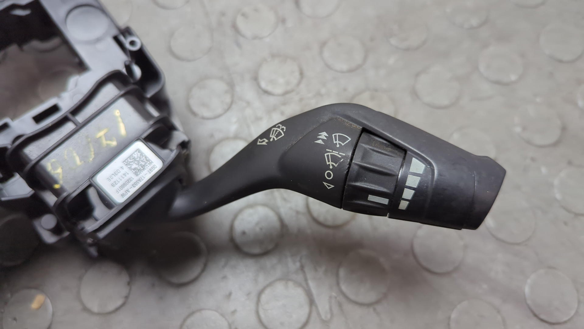 Переключатель подрулевой