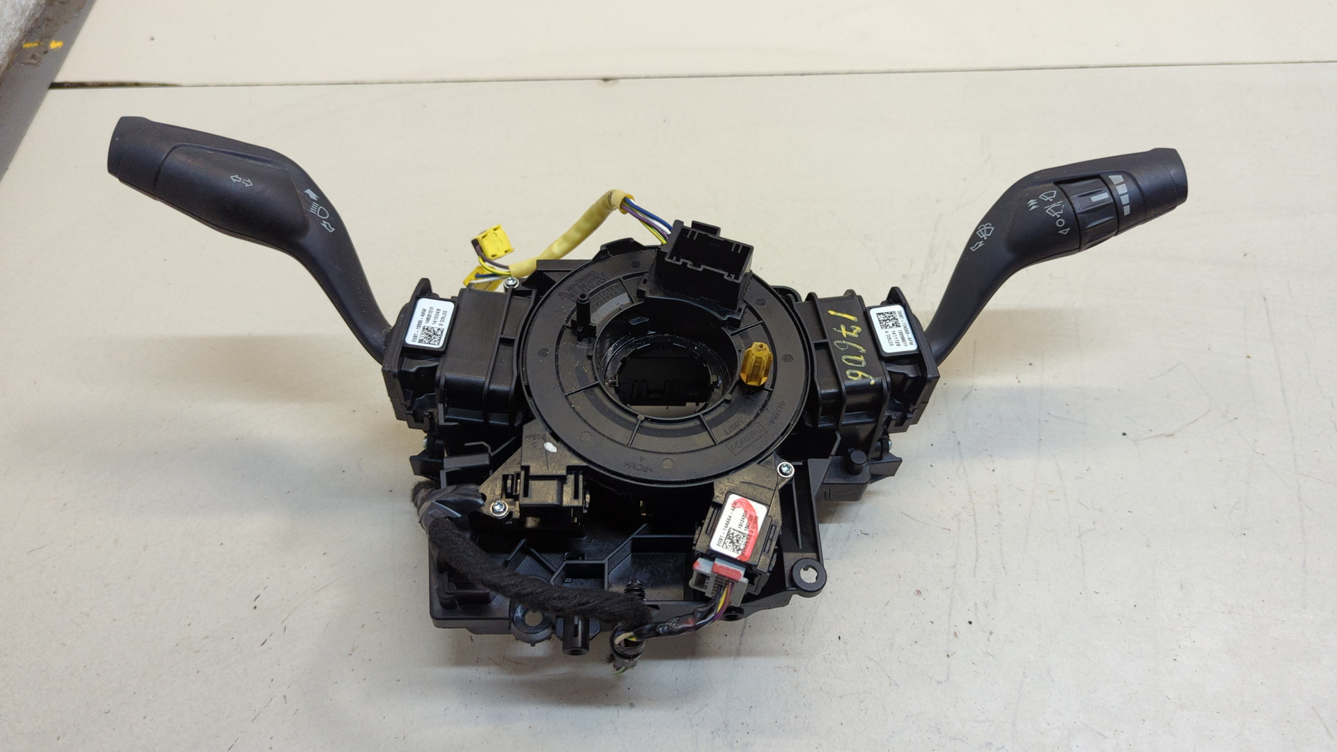 Переключатель подрулевой