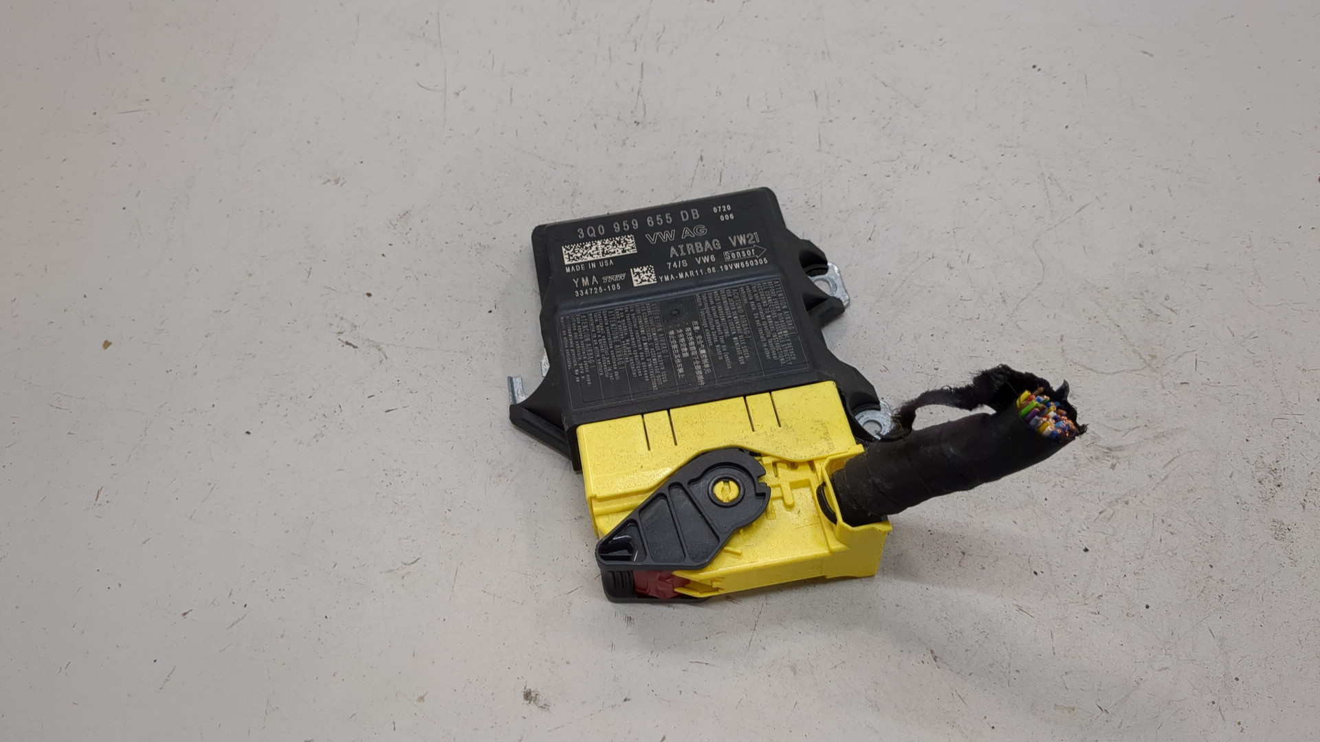 Блок управления подушек безопасности (AIR BAG)