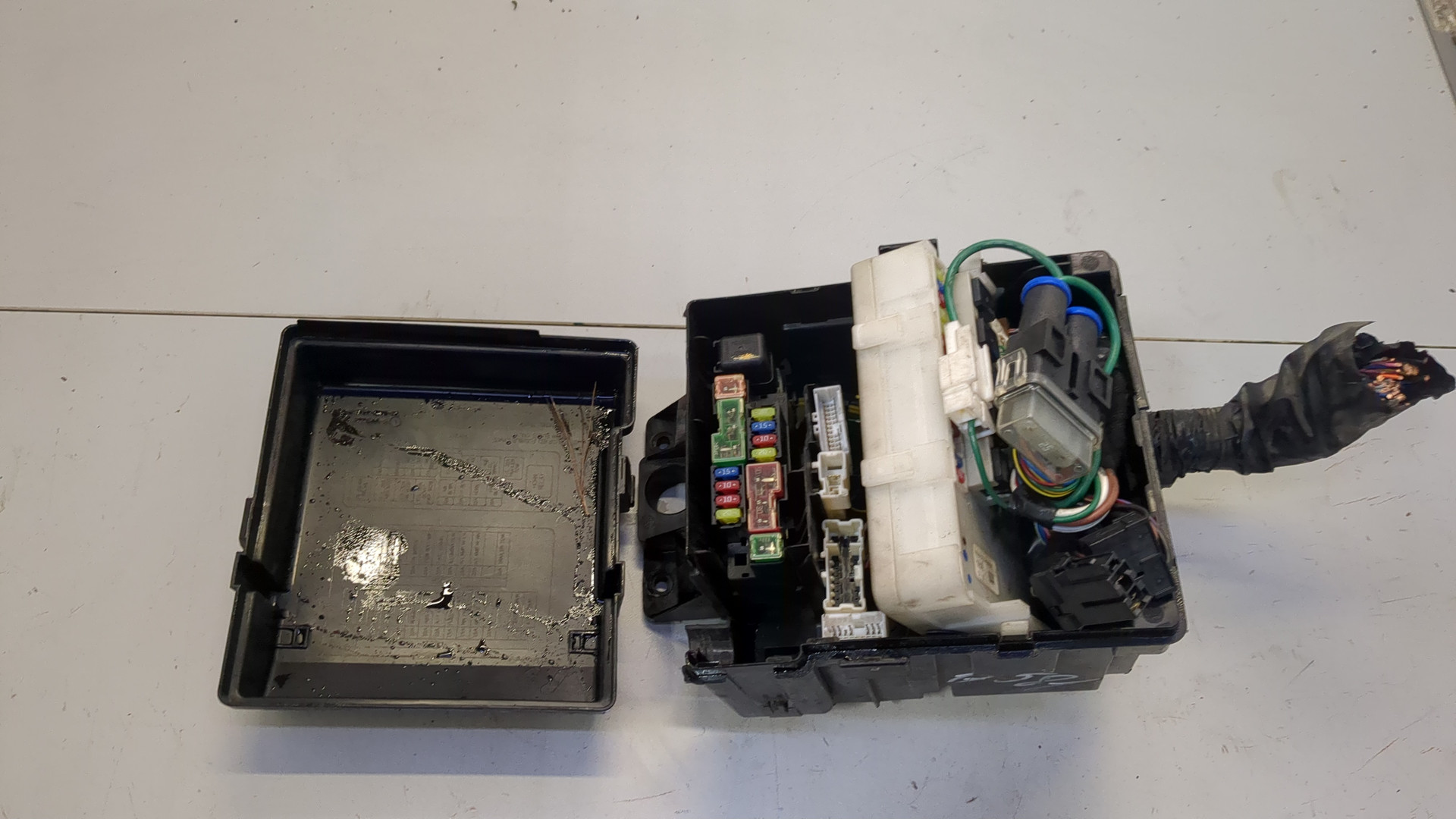 Блок предохранителей