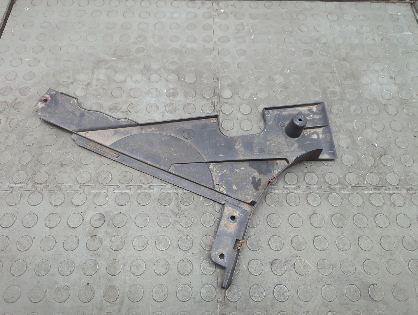 Защита антигравийная