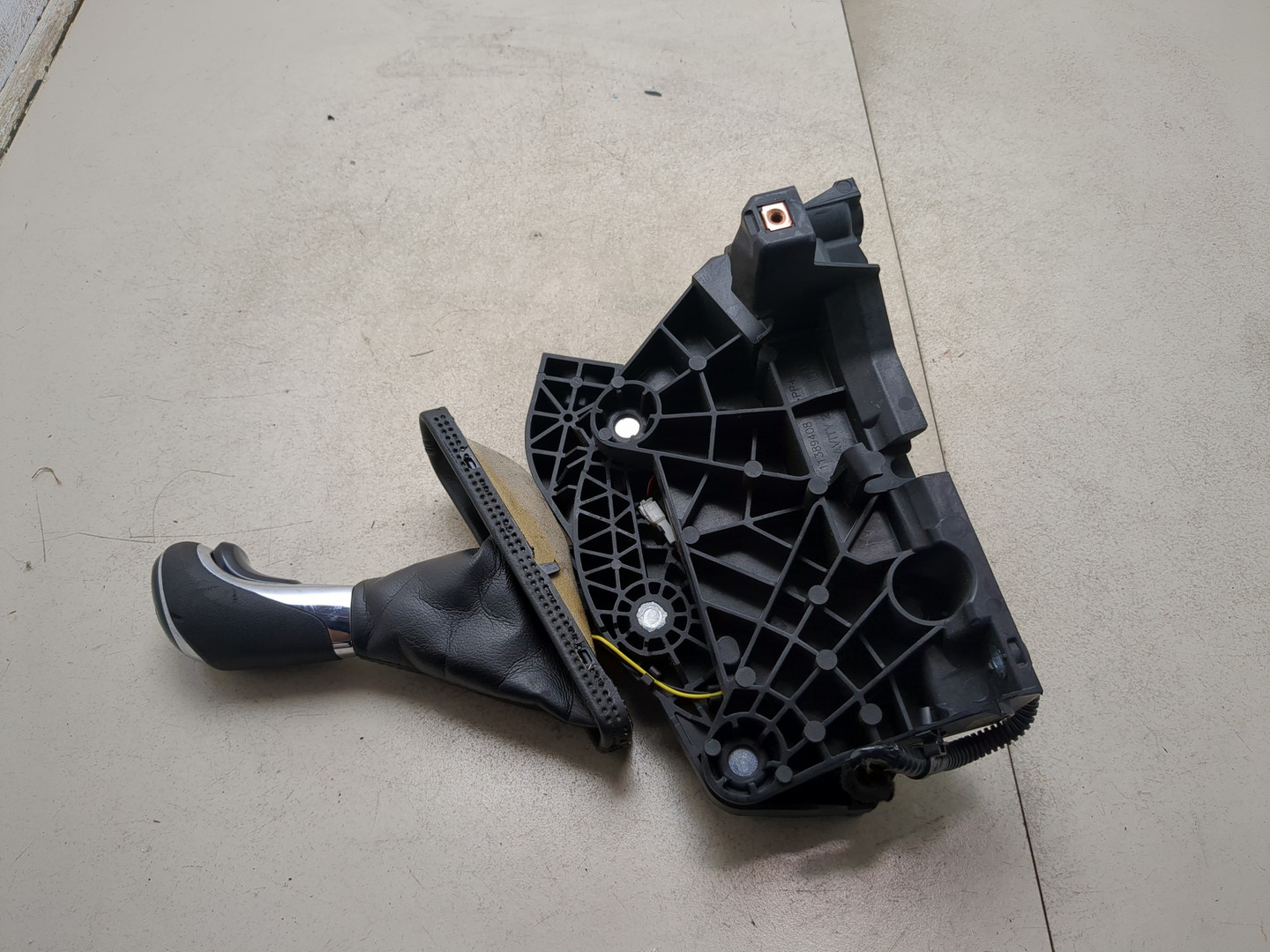 Кулиса МКПП / АКПП